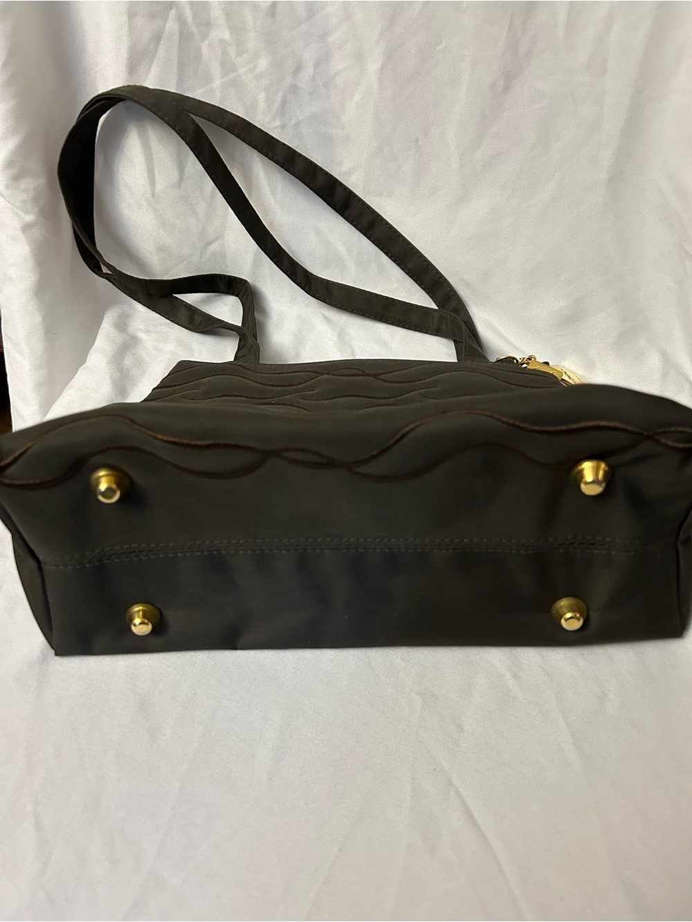 Lowency Paris Shoulder Bag with Gold Accents - Picture 2 of 11